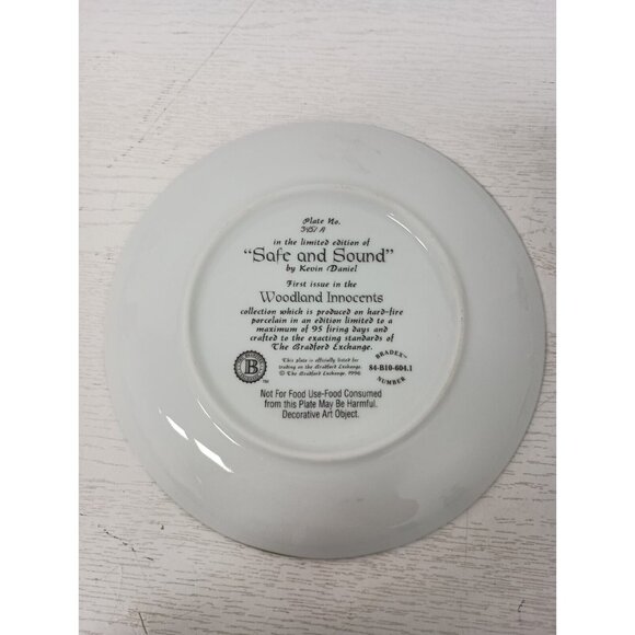 Vintage 1996 Safe and Sound Woodland Innocence Deer Collector Plate Kevin Daniel - Picture 5 of 6